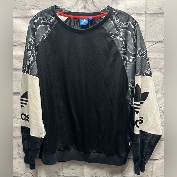 Adidas snake print  Adidas sweatshirt.. men’s small‎ - Picture 1 of 4